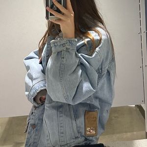 Super cool jacket, fits well with any clothes